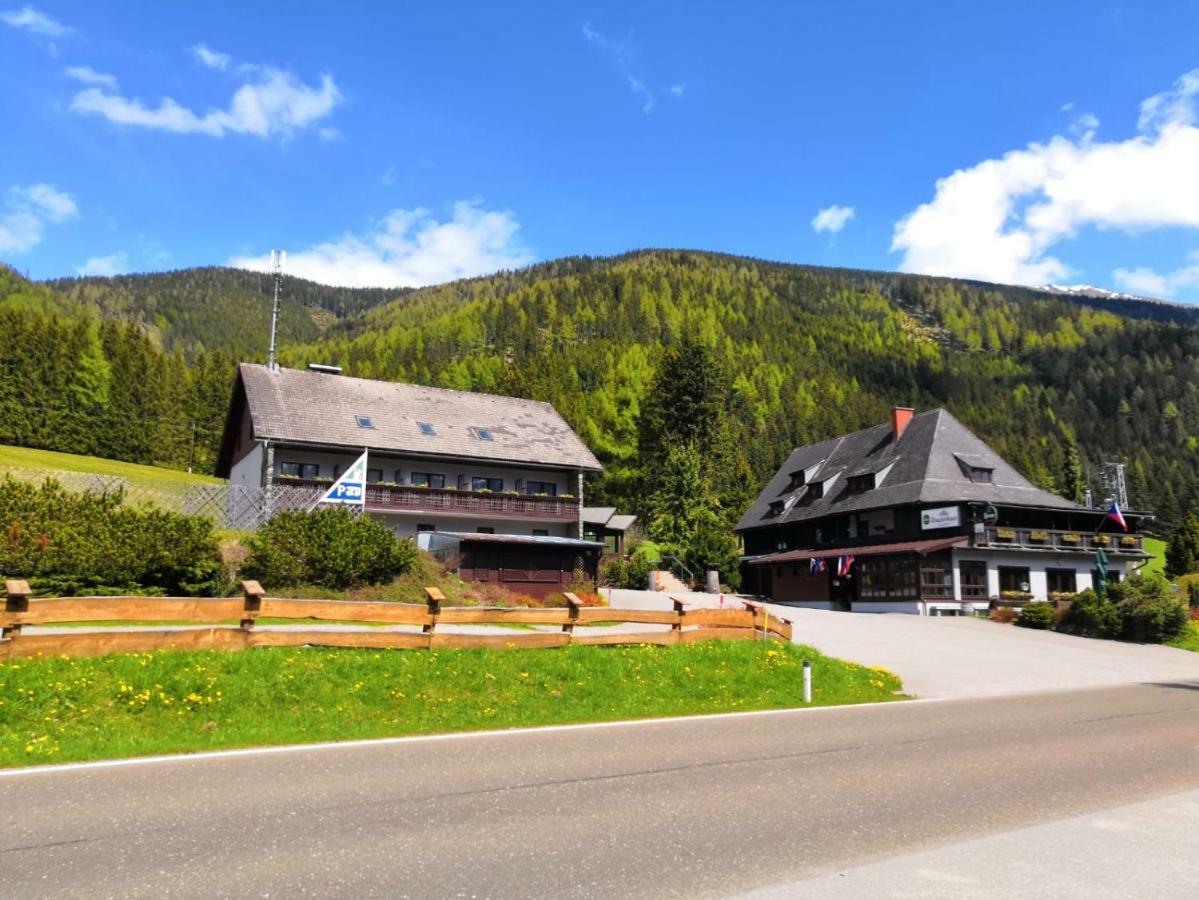 Отель Gasthof Draxlerhaus Хоэнтауэрн Экстерьер фото